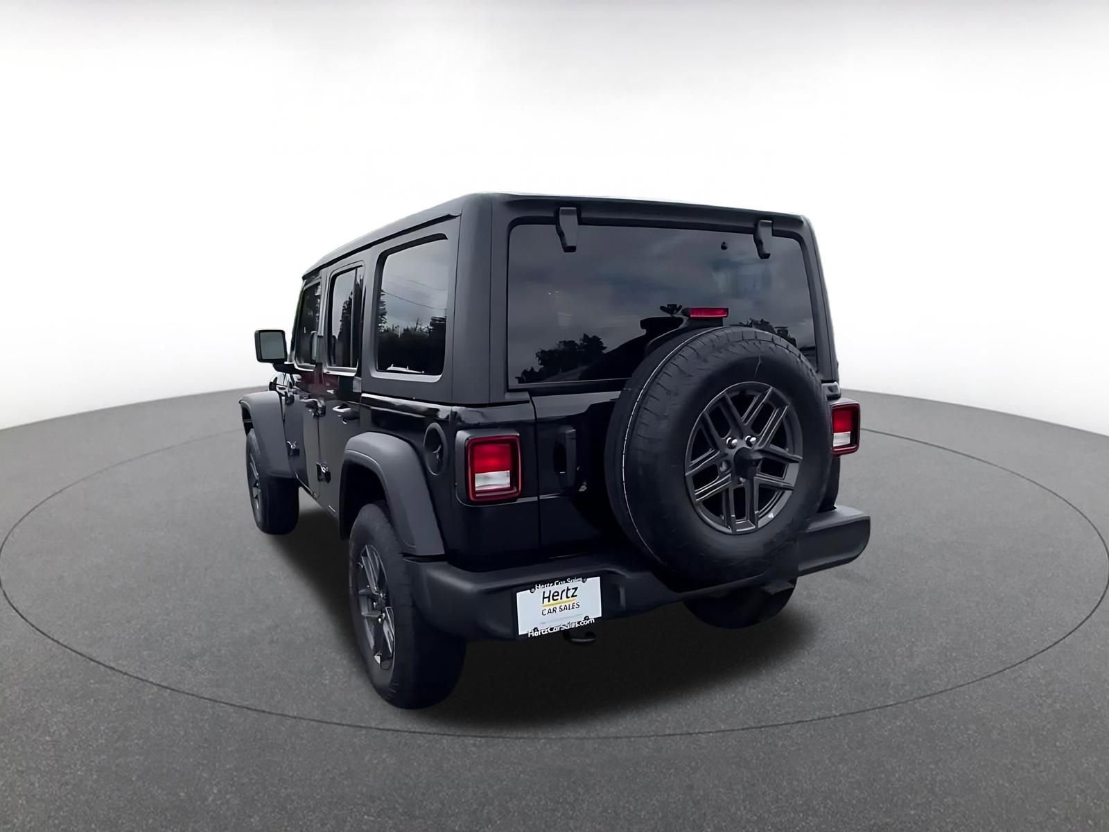 Thumbnail: 2025 Jeep Wrangler - 10