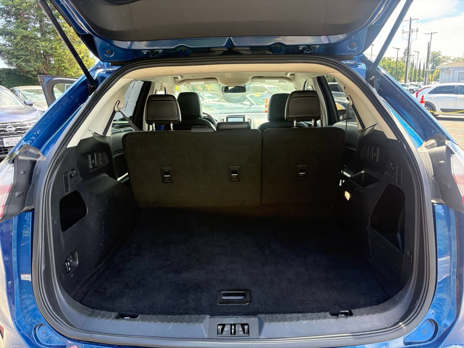 Thumbnail: 2024 Ford Edge - 32