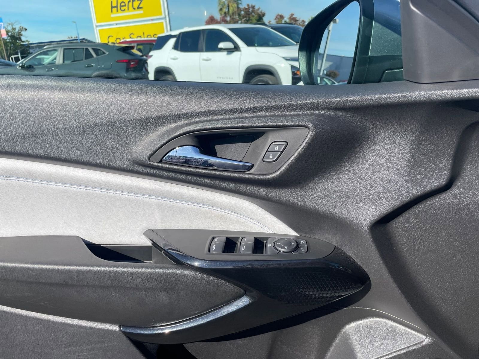 Thumbnail: 2025 Chevrolet Trax - 20