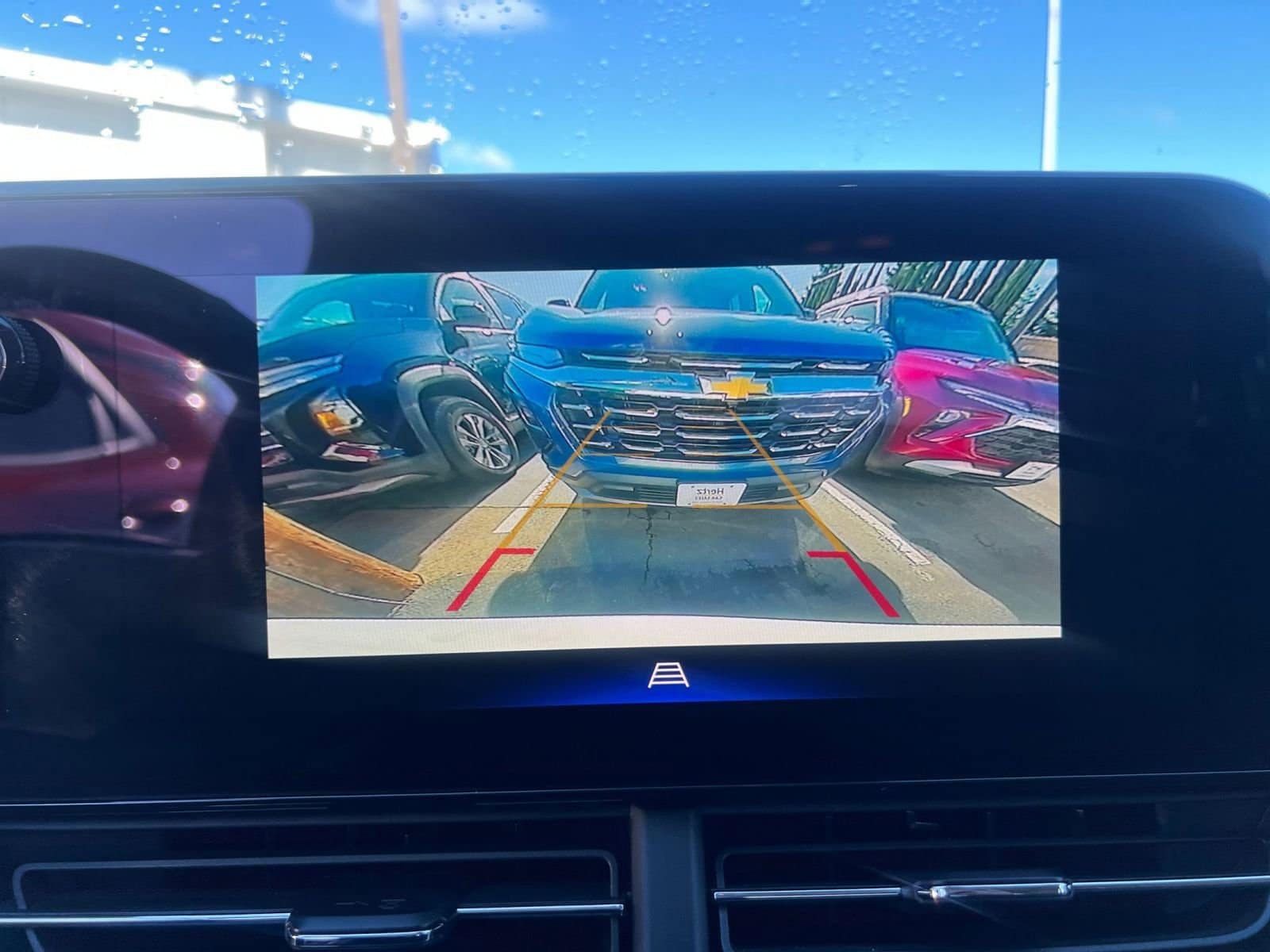 Thumbnail: 2025 Chevrolet Trax - 17