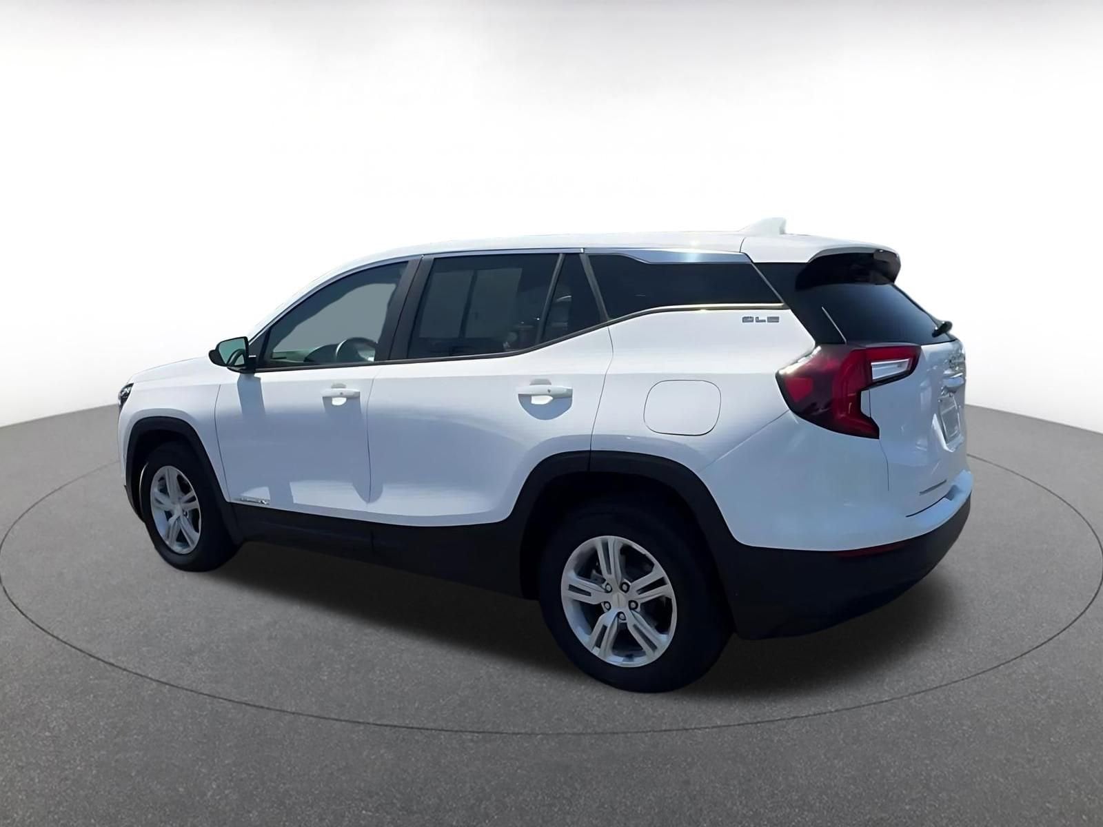 Thumbnail: 2024 GMC Terrain - 10