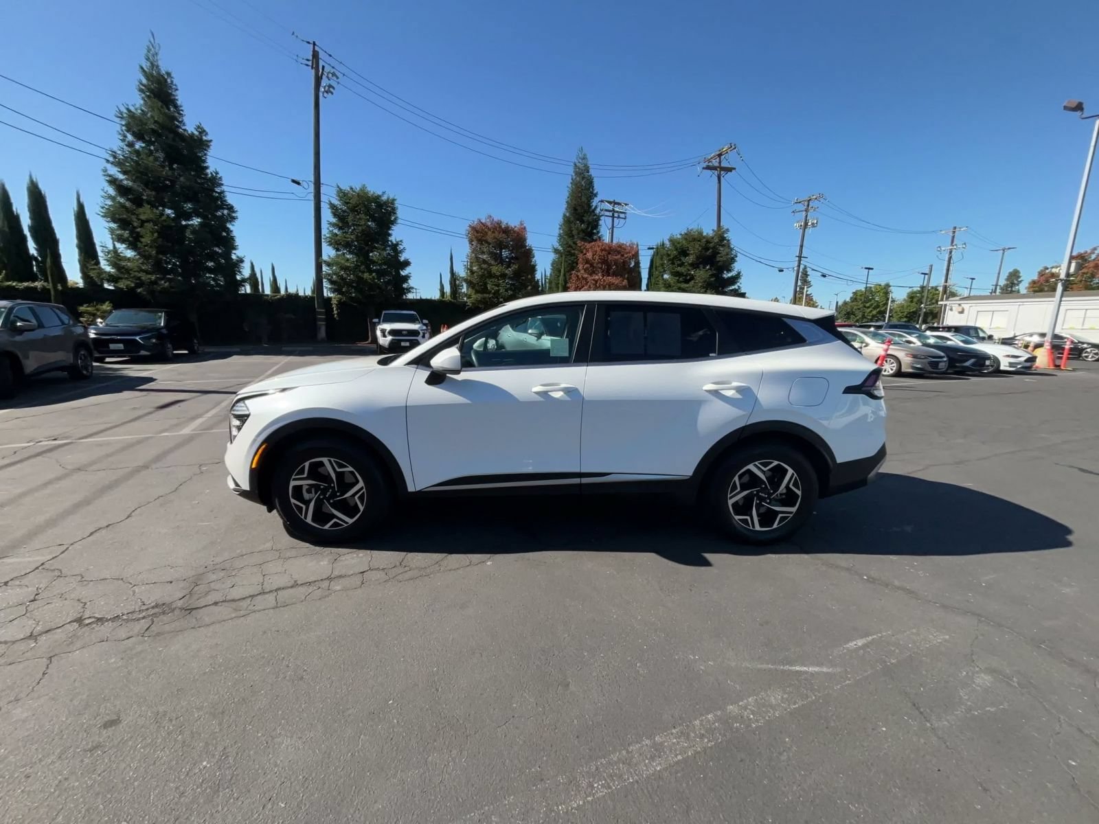 Thumbnail: 2025 Kia Sportage - 8