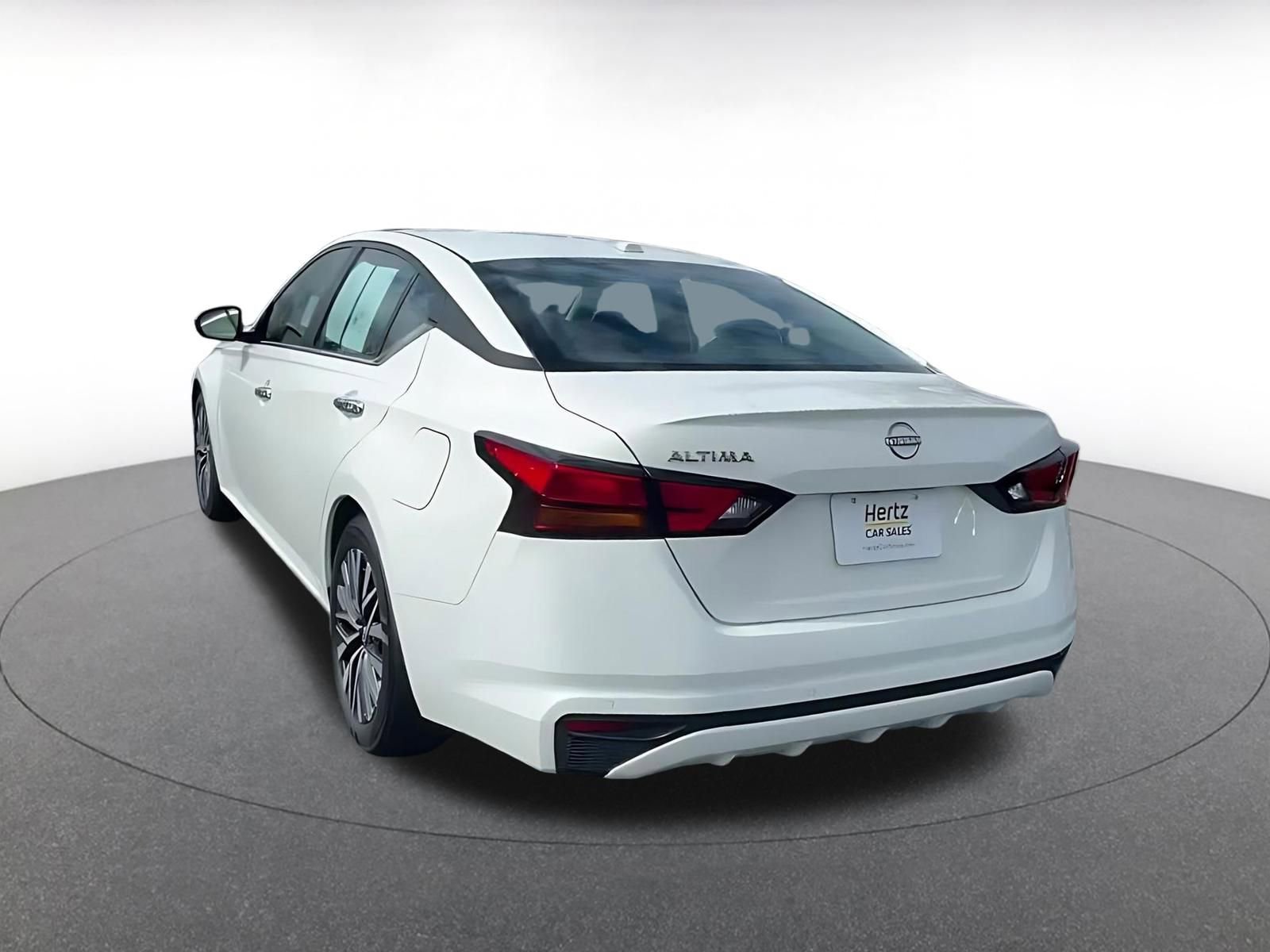 Thumbnail: 2025 Nissan Altima - 11