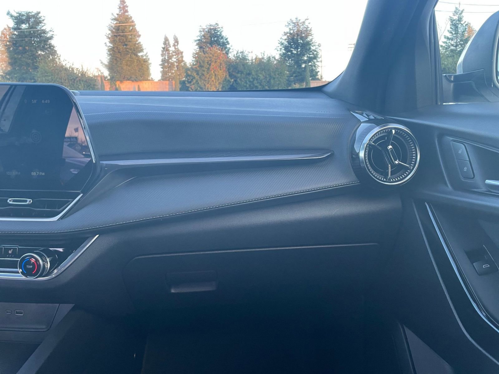 Thumbnail: 2025 Chevrolet Equinox - 35