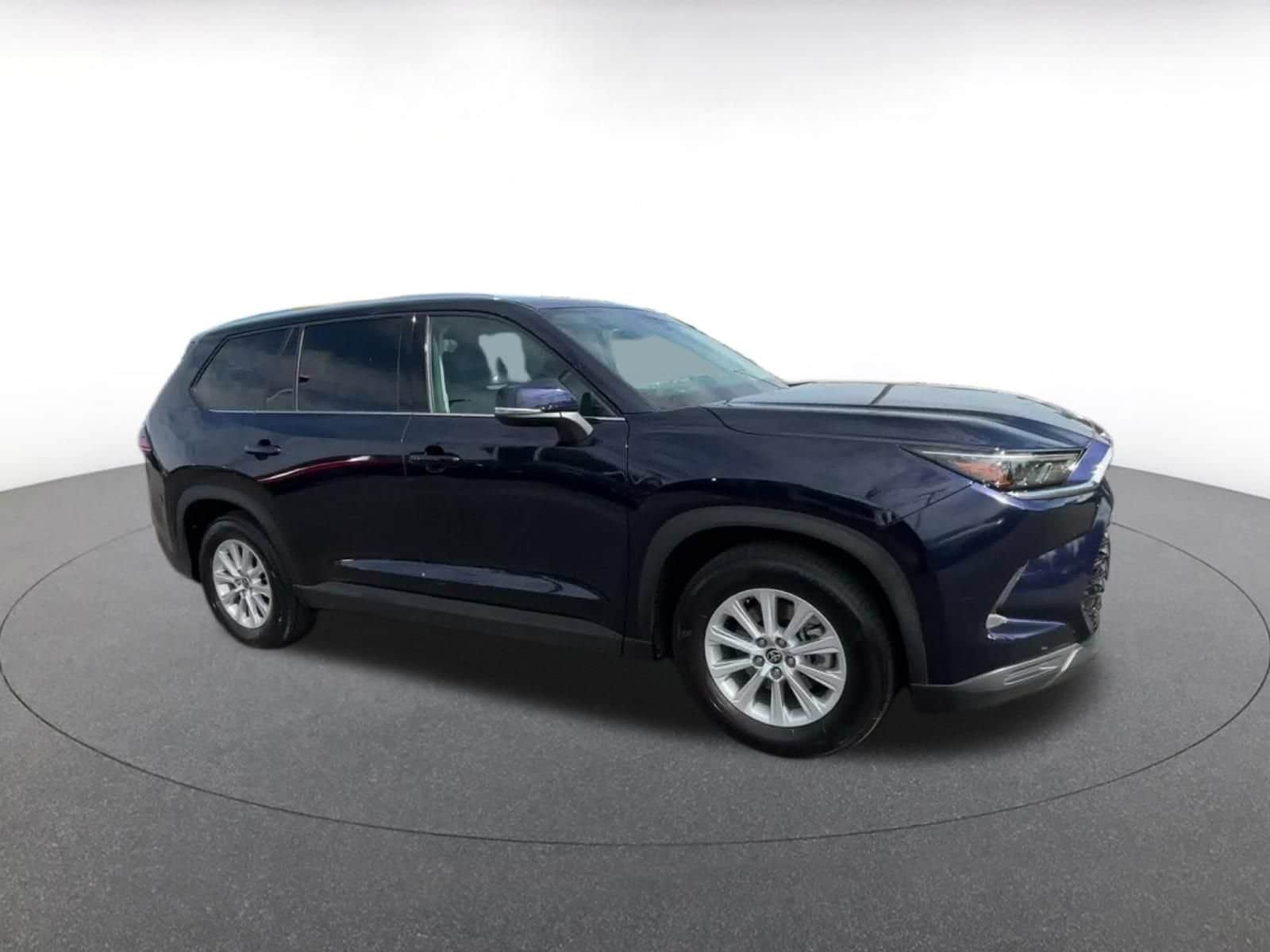 Thumbnail: 2025 Toyota Grand Highlander - 2