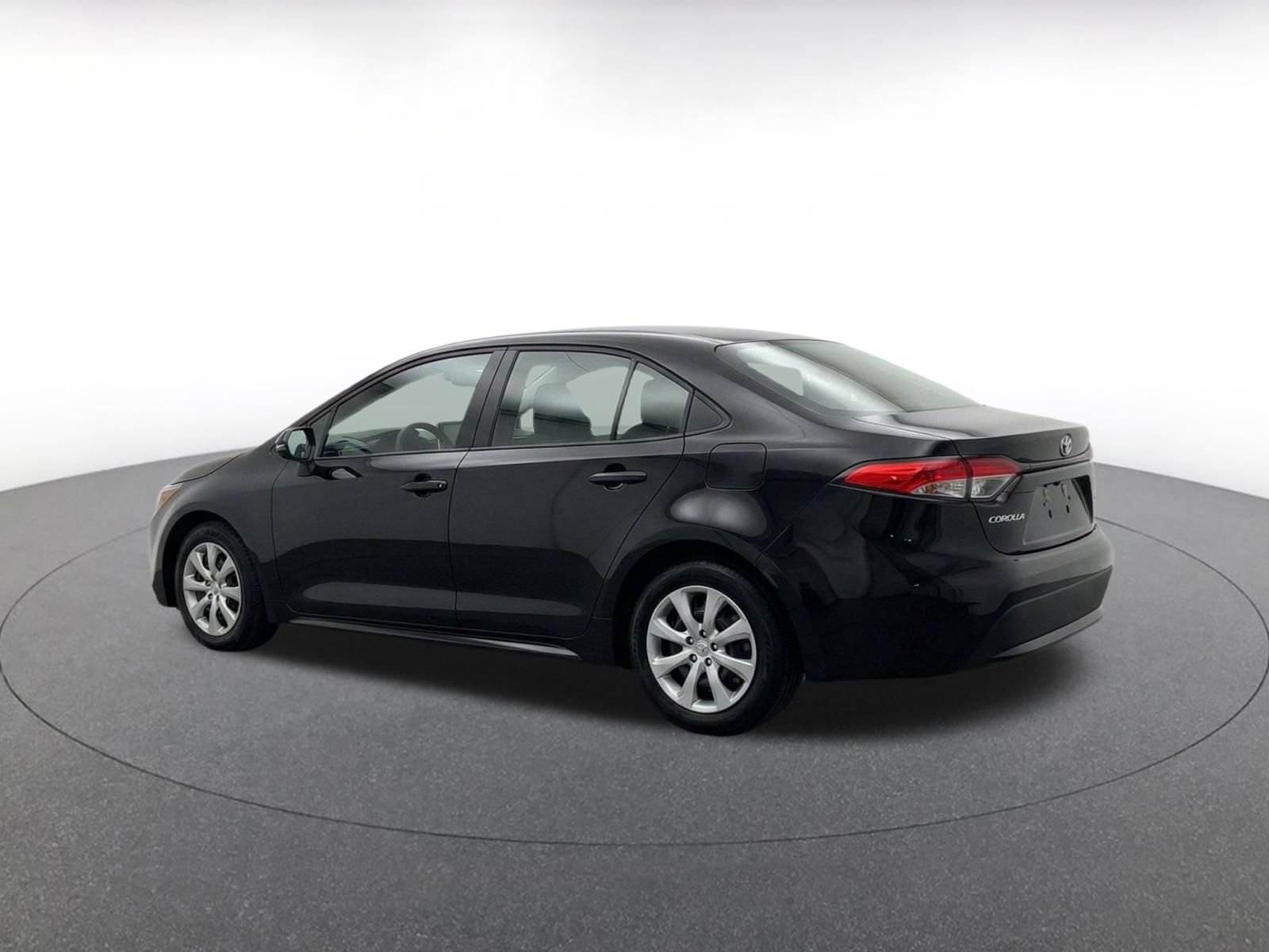 Thumbnail: 2025 Toyota Corolla - 7