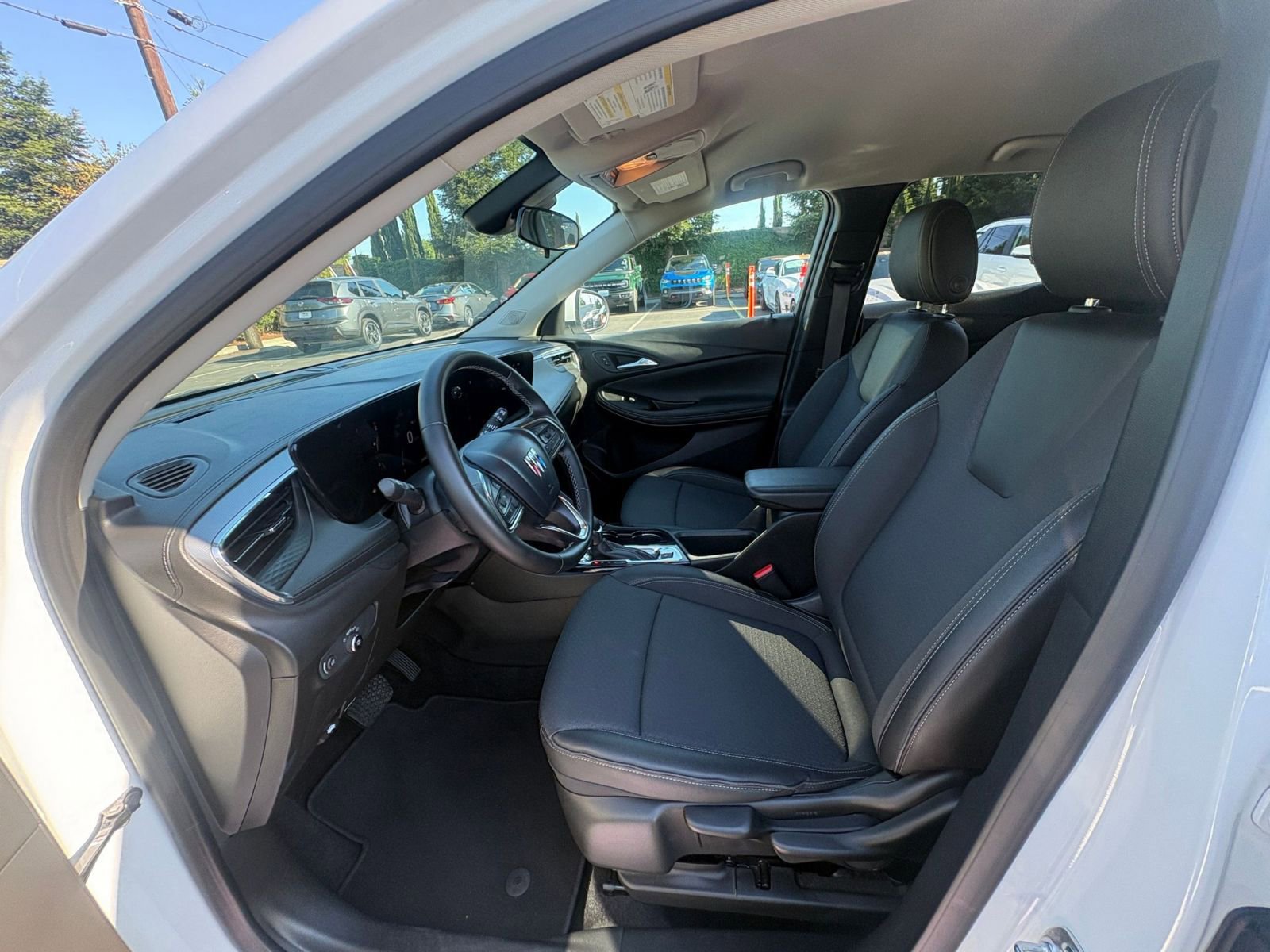 Thumbnail: 2025 Buick Encore GX - 25