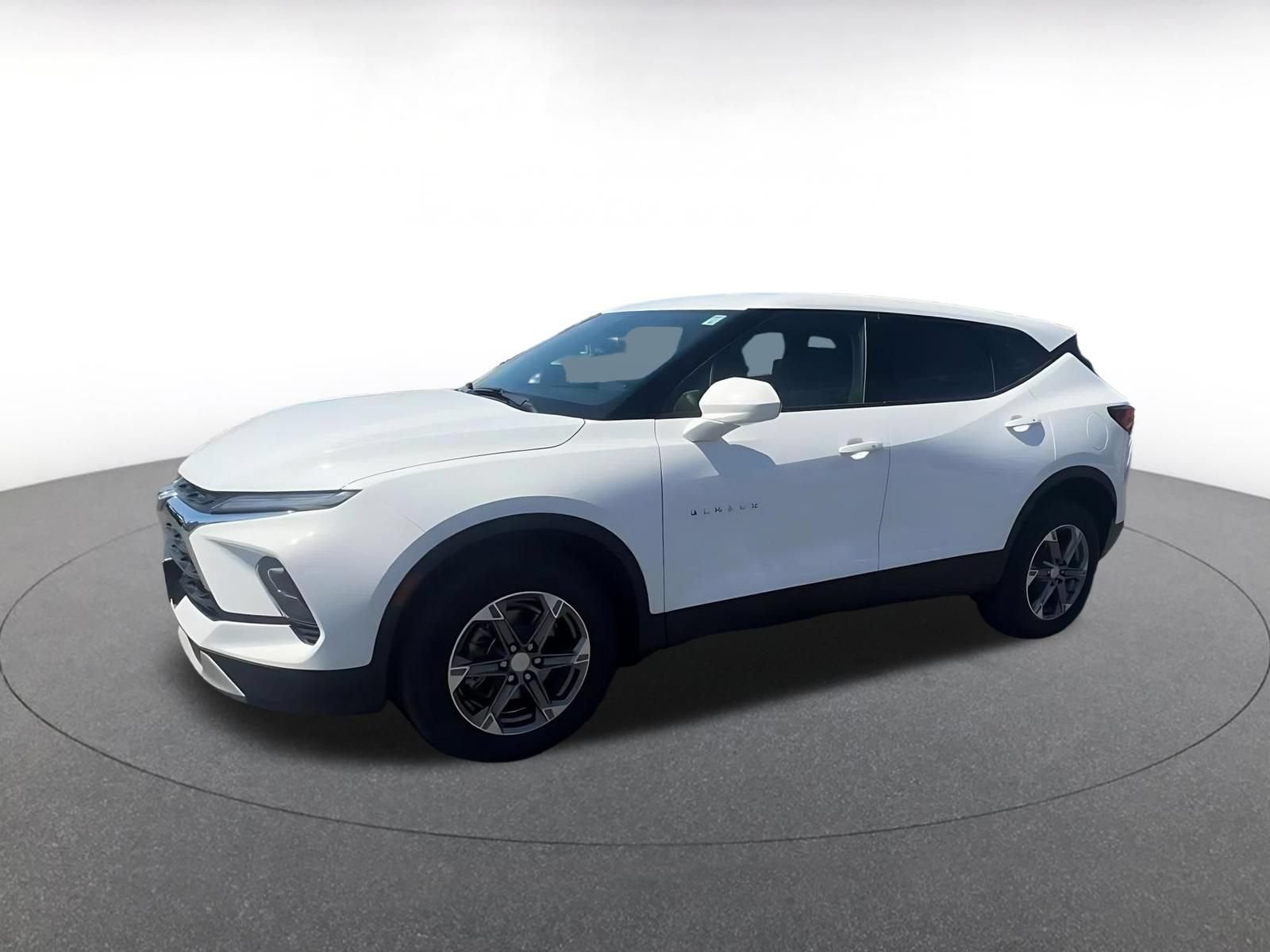 Thumbnail: 2025 Chevrolet Blazer - 8