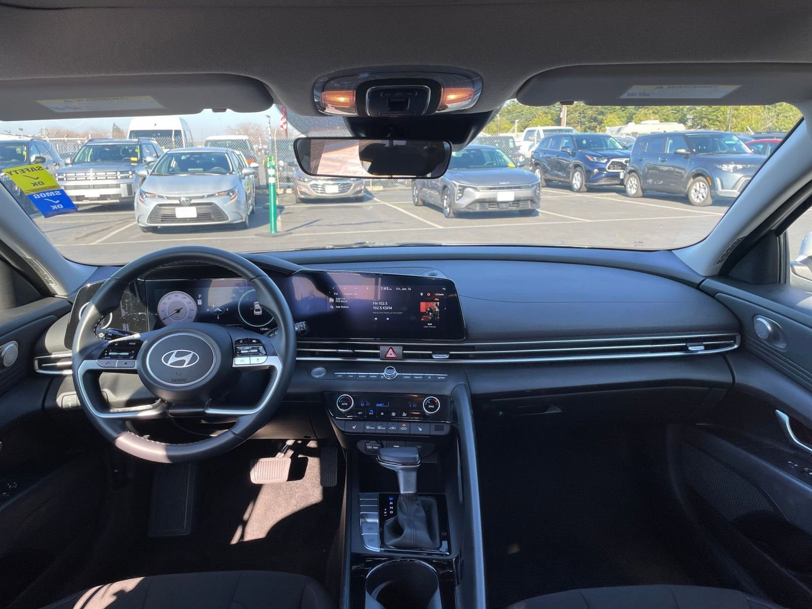 Thumbnail: 2025 Hyundai Elantra - 33