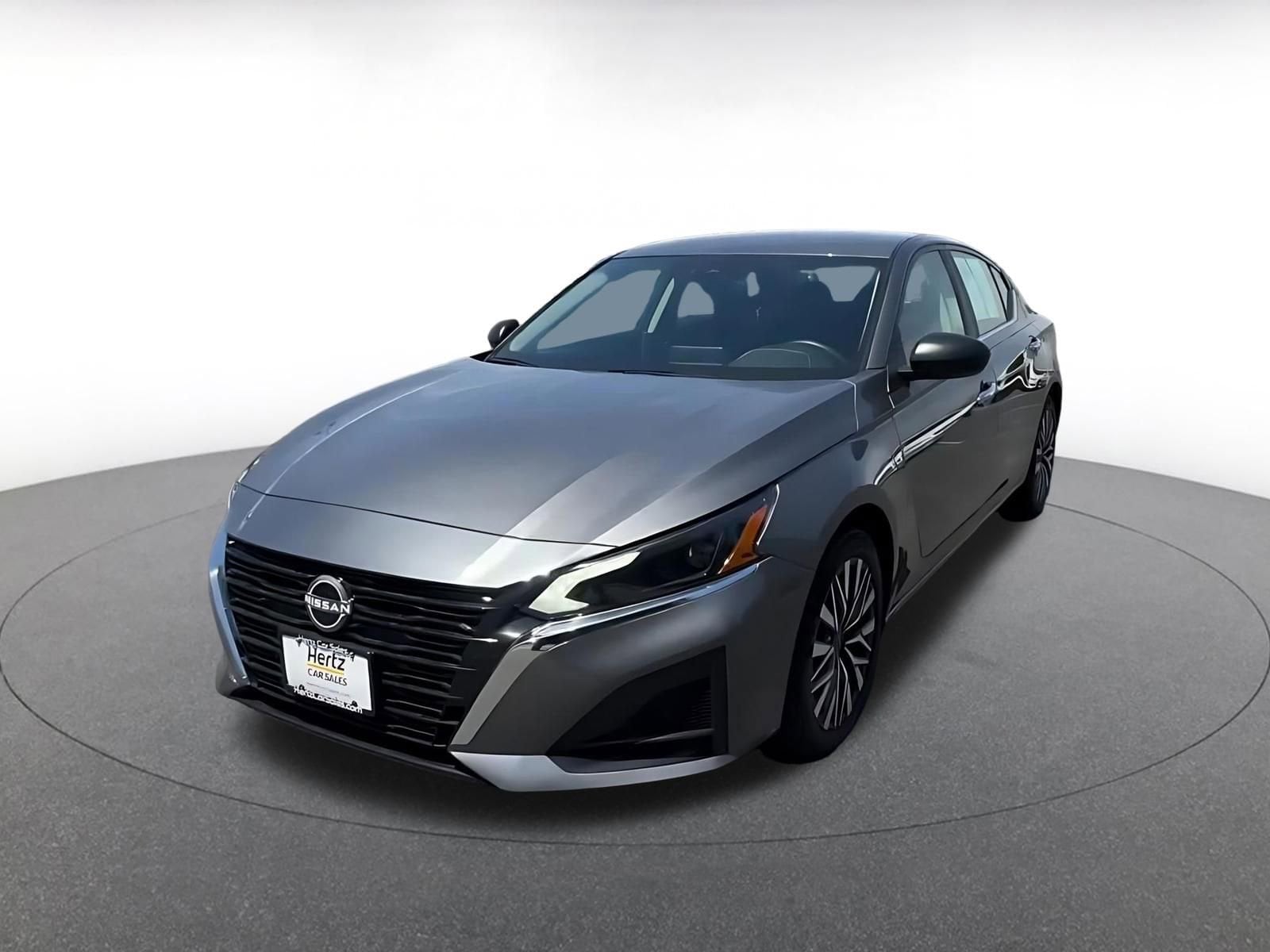 Thumbnail: 2025 Nissan Altima - 7