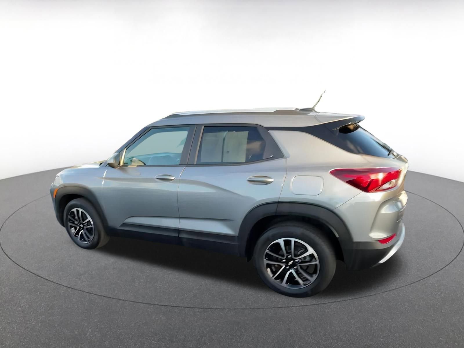 Thumbnail: 2025 Chevrolet TrailBlazer - 10