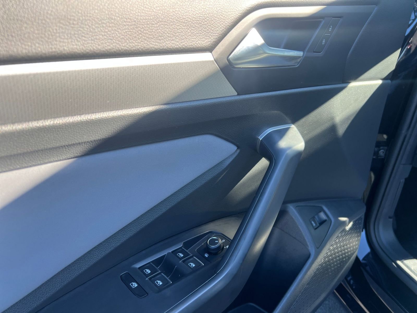 Thumbnail: 2025 Volkswagen Jetta - 20