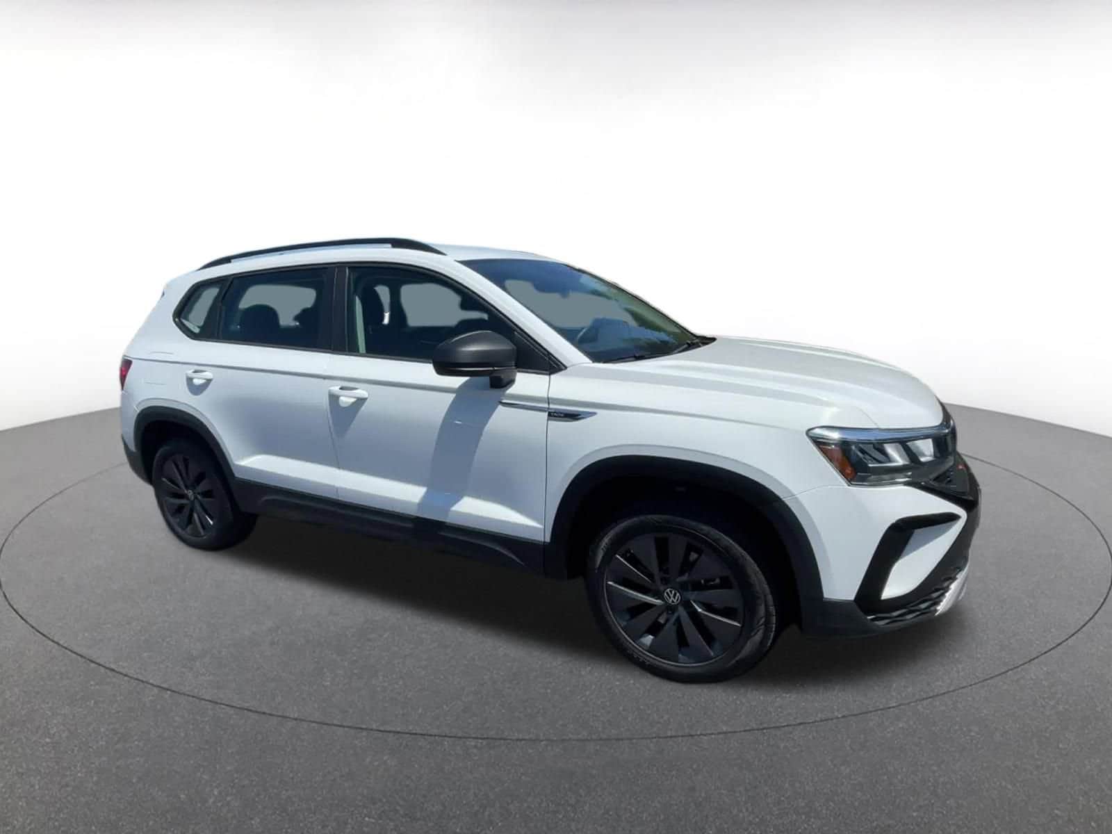 Thumbnail: 2024 Volkswagen Taos - 2