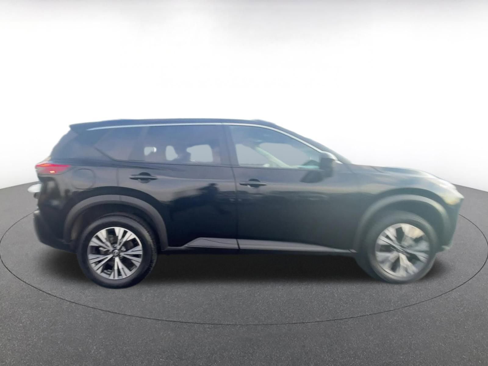 Thumbnail: 2023 Nissan Rogue - 16