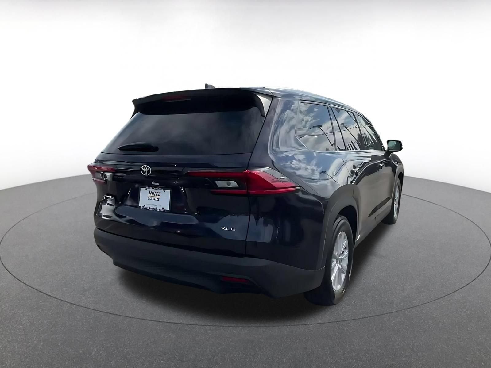 Thumbnail: 2025 Toyota Grand Highlander - 15