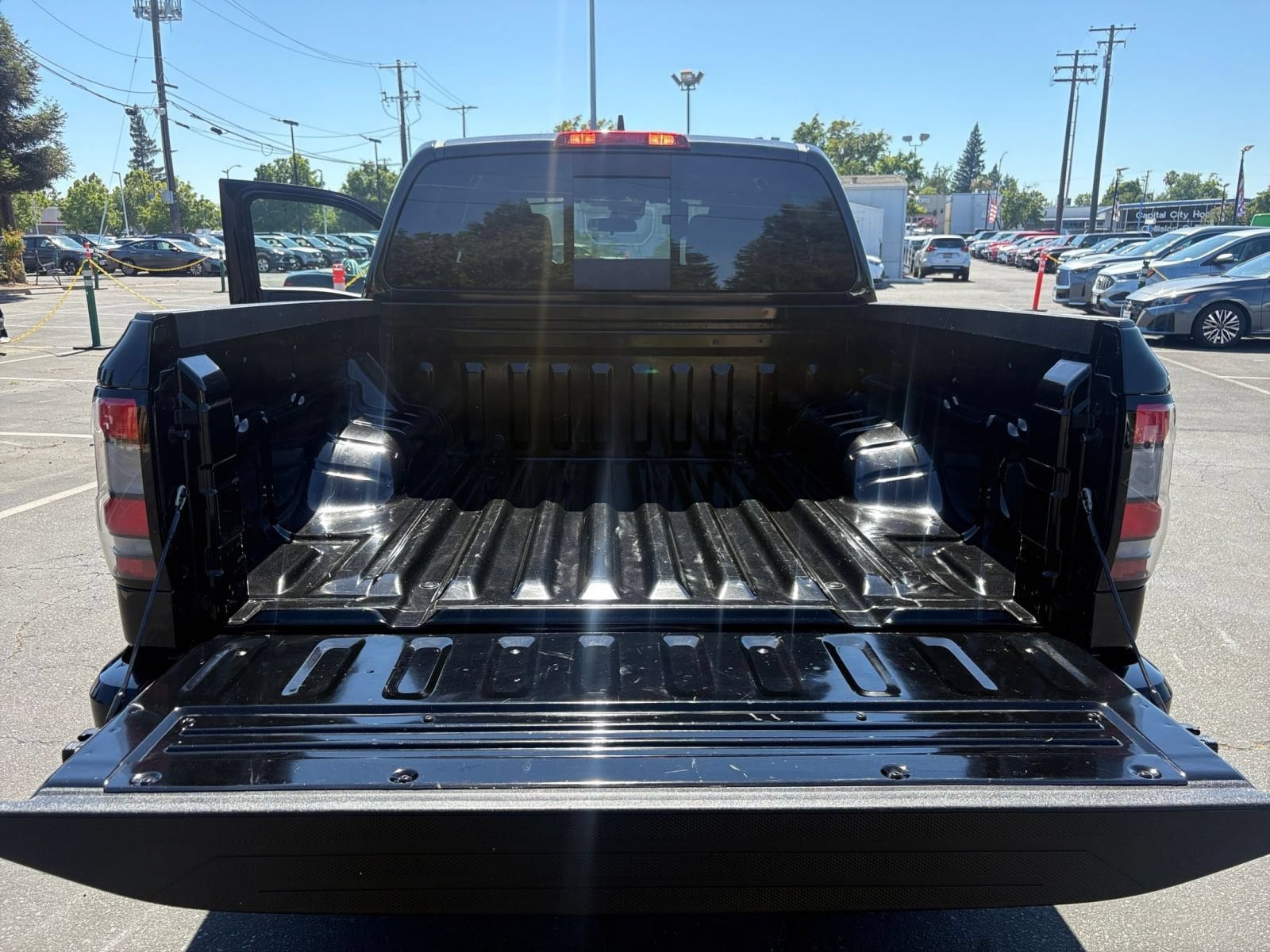 Thumbnail: 2026 Nissan Frontier - 31