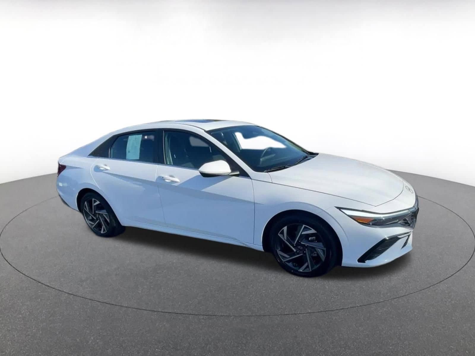 Thumbnail: 2025 Hyundai Elantra - 2