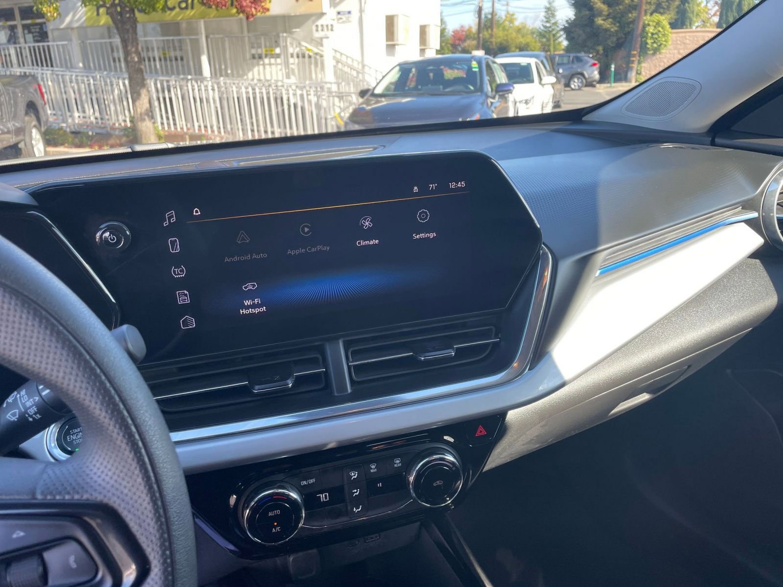 Thumbnail: 2025 Chevrolet Trax - 18