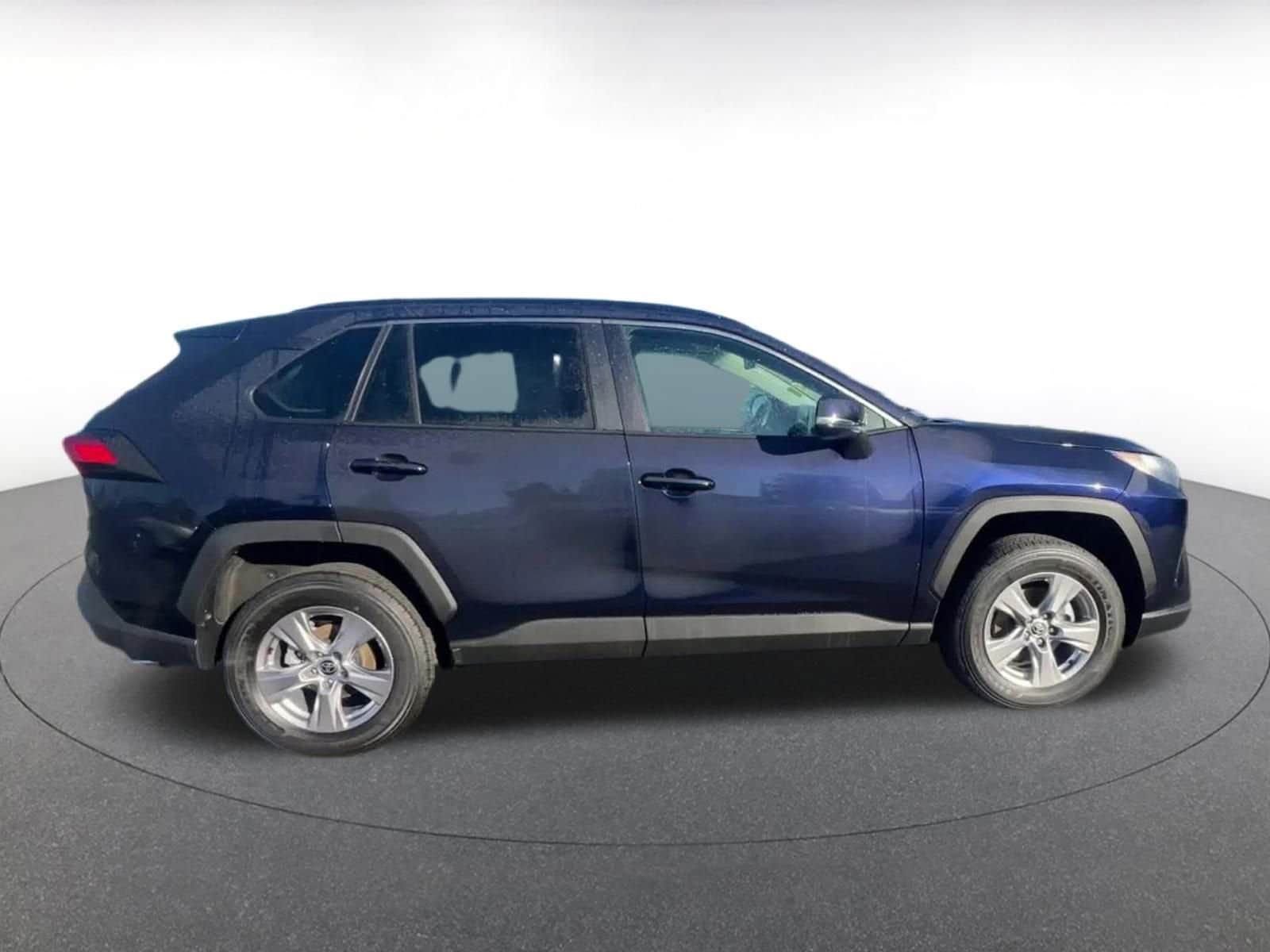 Thumbnail: 2025 Toyota RAV4 - 16