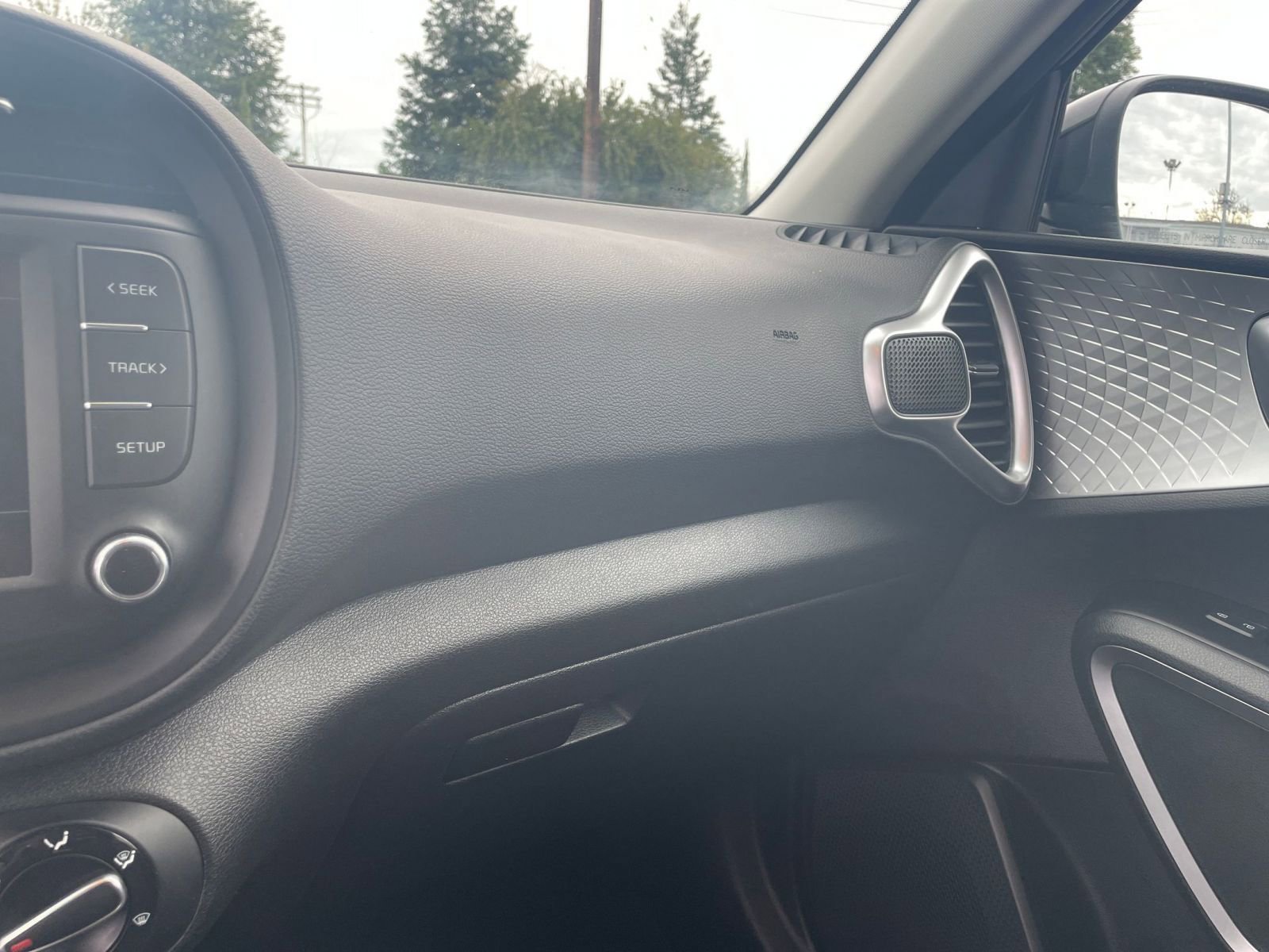 Thumbnail: 2025 Kia Soul - 30