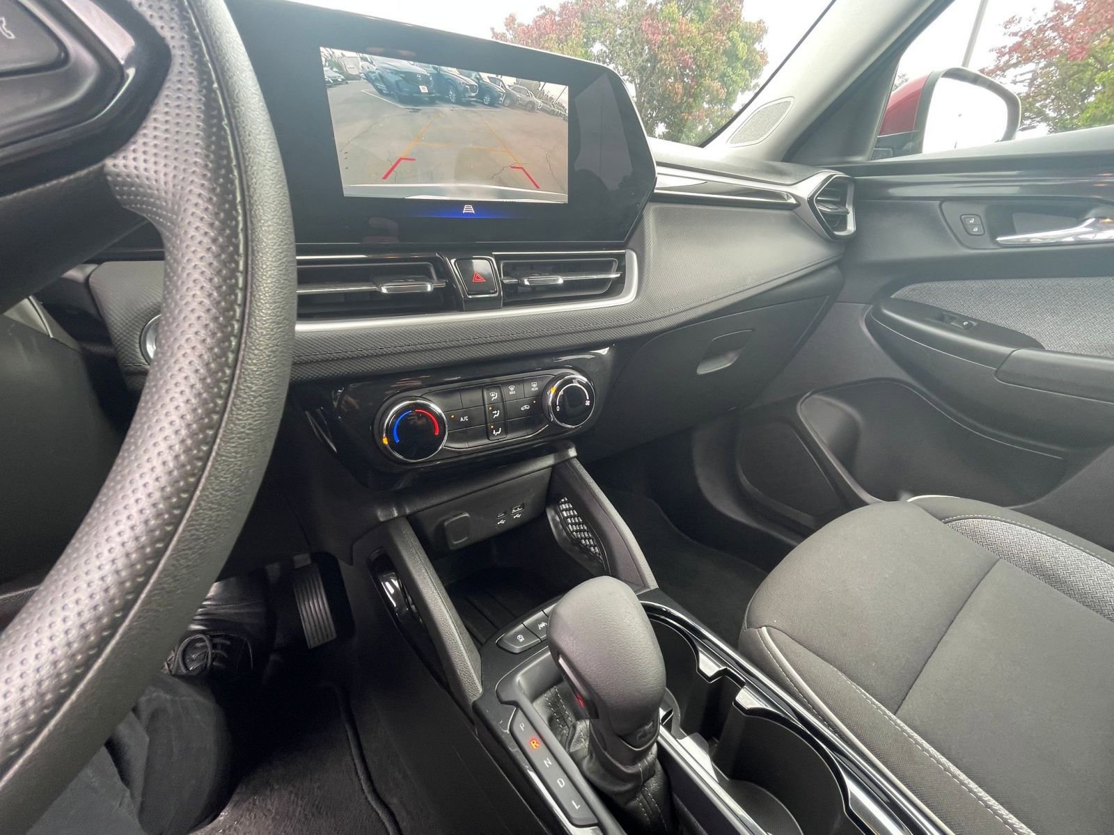 Thumbnail: 2025 Chevrolet TrailBlazer - 35