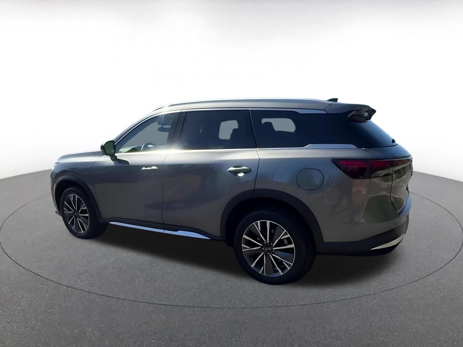 Thumbnail: 2026 INFINITI QX60 - 10