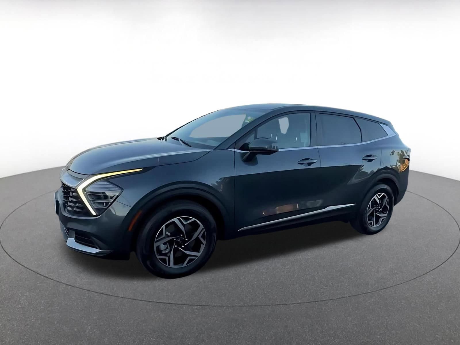 Thumbnail: 2025 Kia Sportage - 8