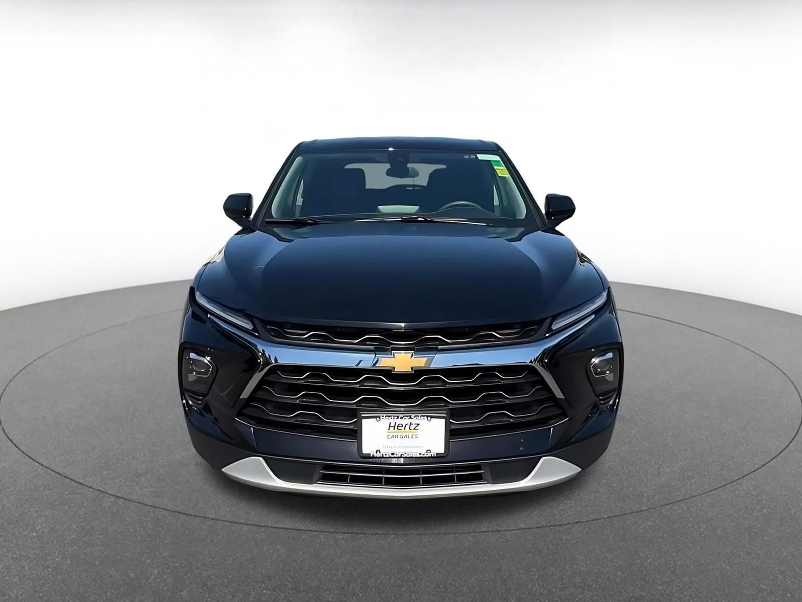 Thumbnail: 2025 Chevrolet Blazer - 4
