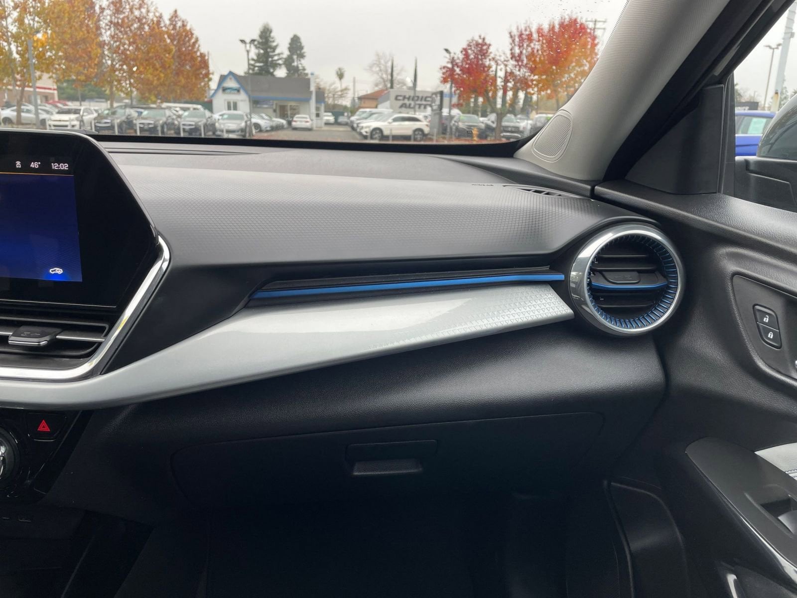 Thumbnail: 2025 Chevrolet Trax - 35