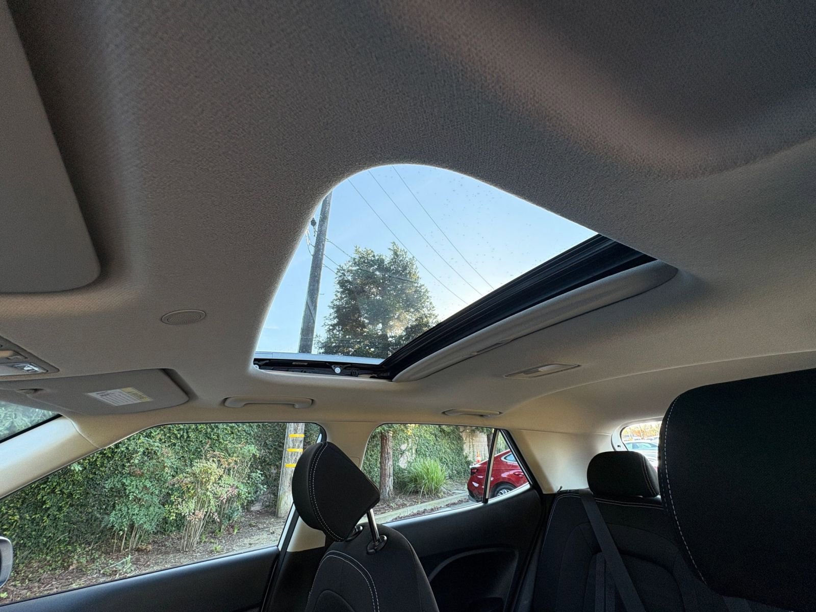 Thumbnail: 2025 Hyundai Venue - 28