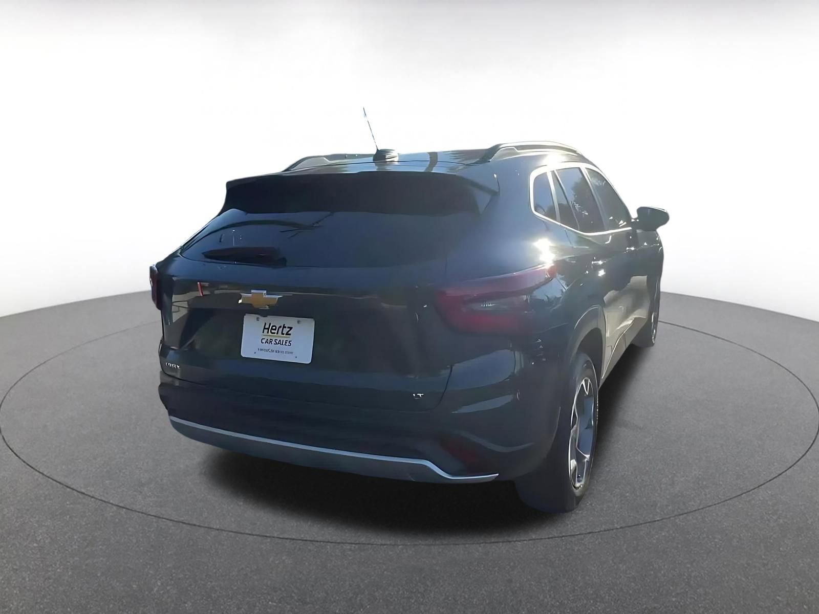 Thumbnail: 2025 Chevrolet Trax - 14