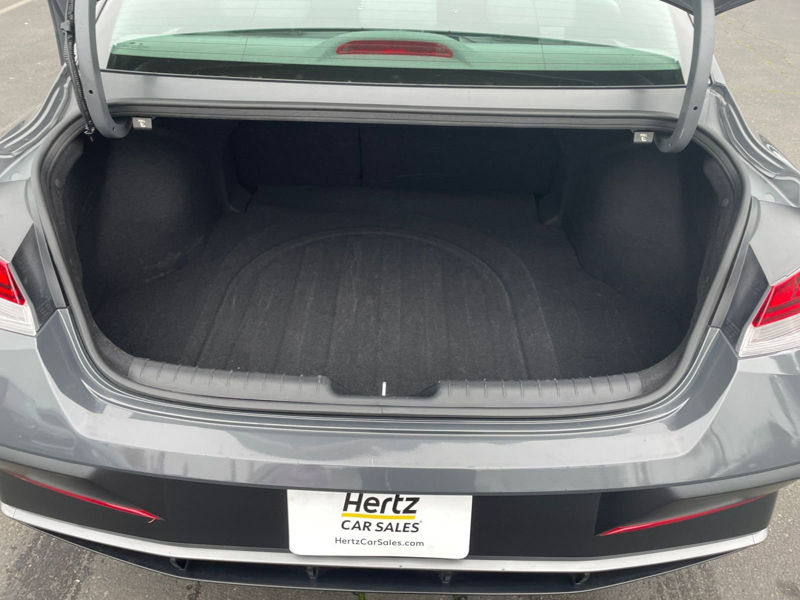 Thumbnail: 2025 Hyundai Elantra - 25