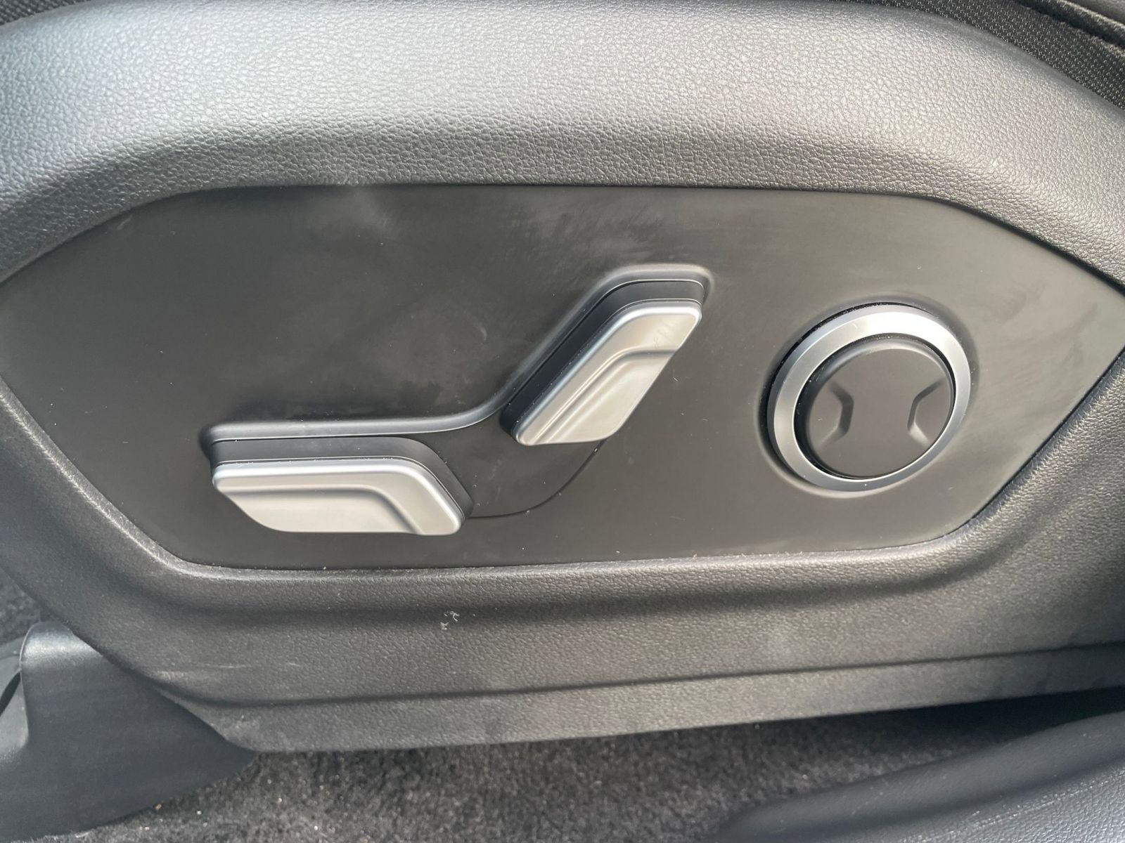 Thumbnail: 2025 Hyundai Santa Fe - 23