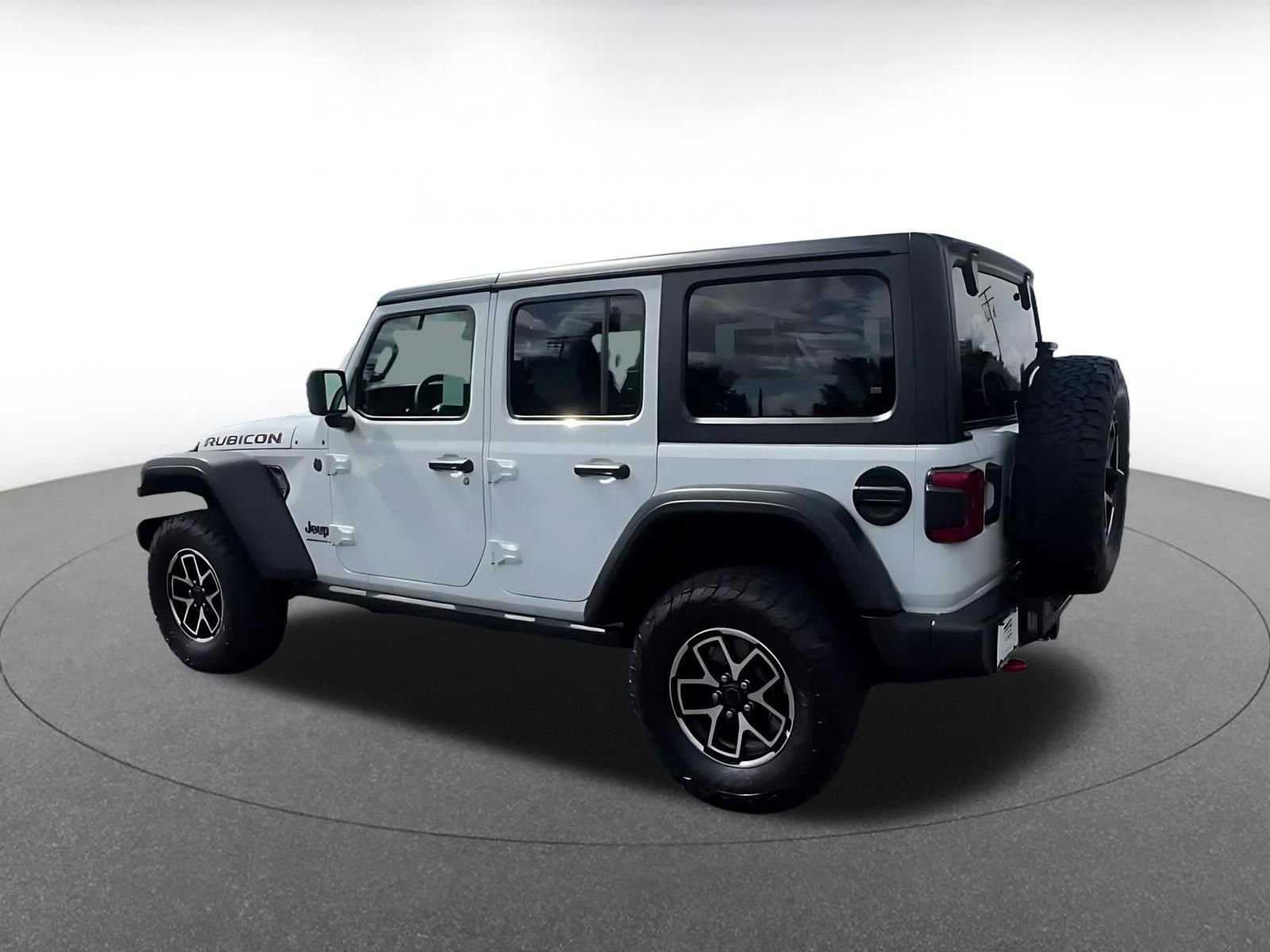Thumbnail: 2025 Jeep Wrangler - 10