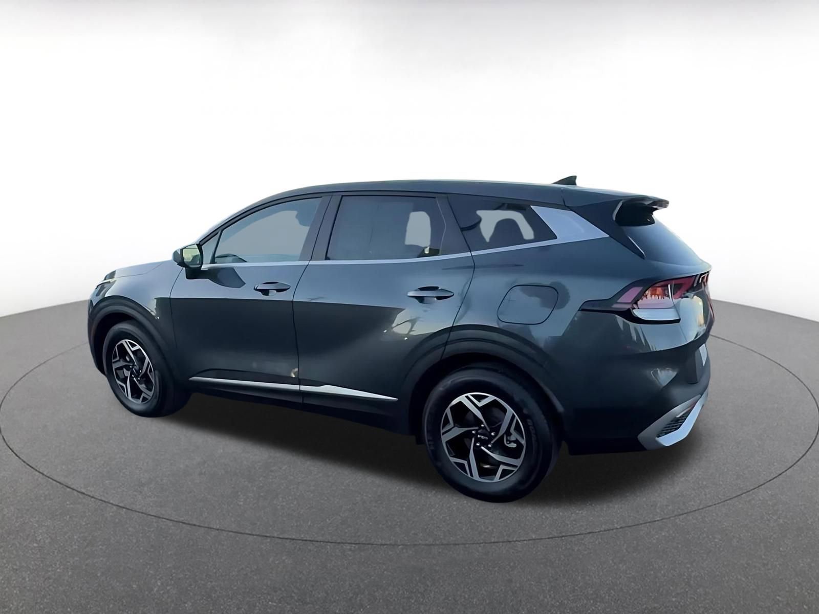 Thumbnail: 2025 Kia Sportage - 10