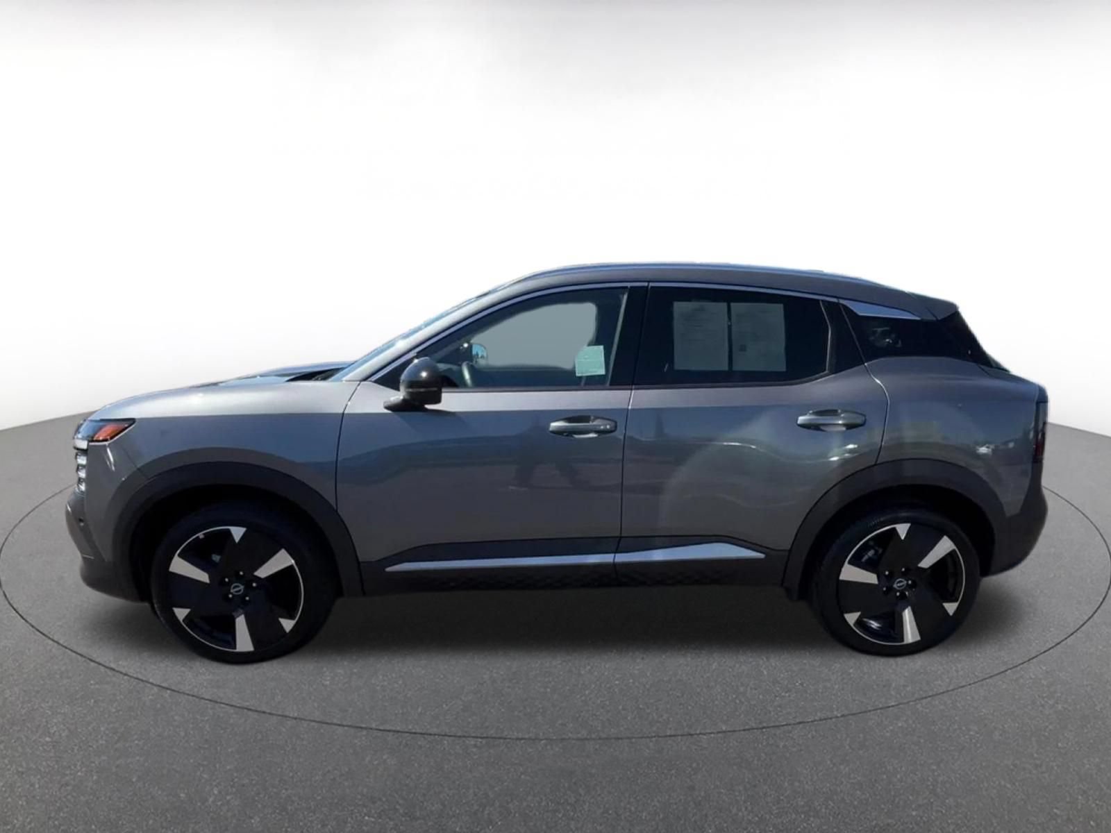 Thumbnail: 2026 Nissan Kicks - 9
