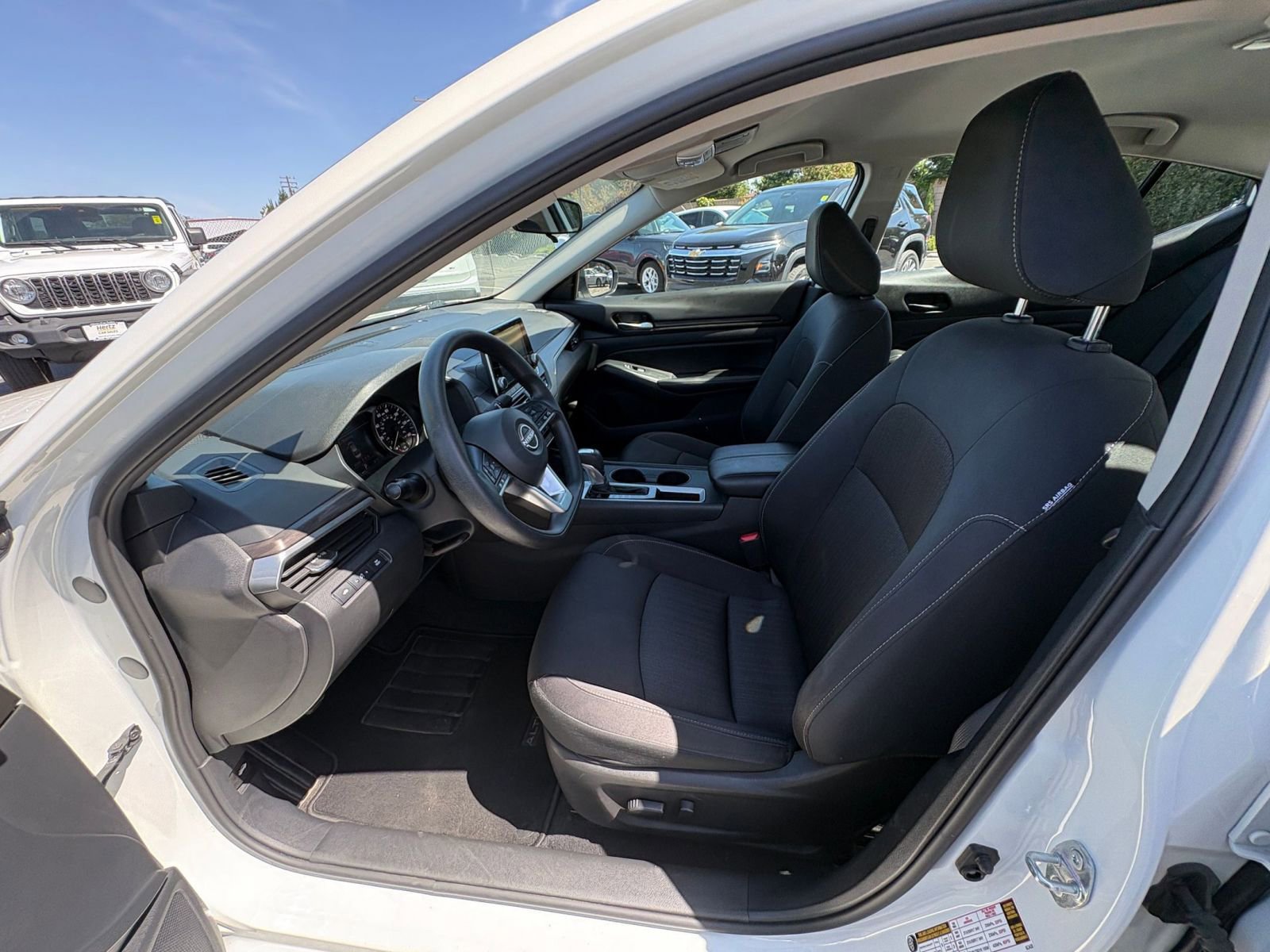 Thumbnail: 2025 Nissan Altima - 28