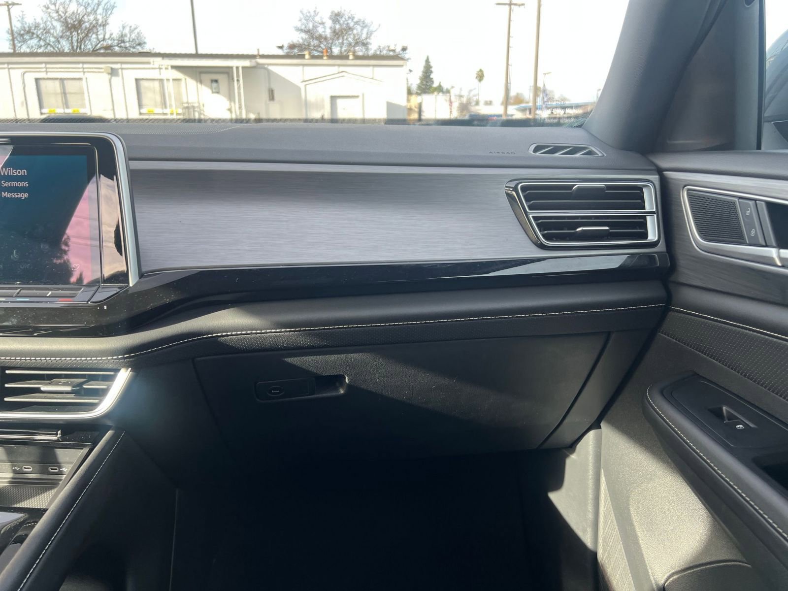 Thumbnail: 2025 Volkswagen Atlas - 35