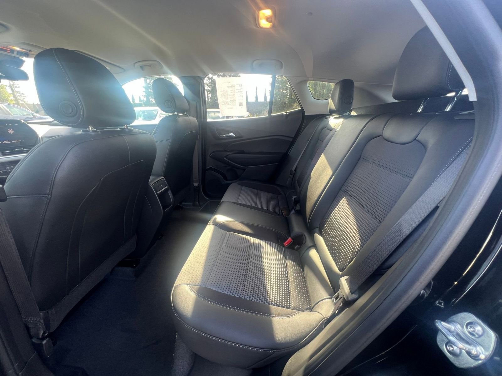 Thumbnail: 2025 Chevrolet Trax - 25