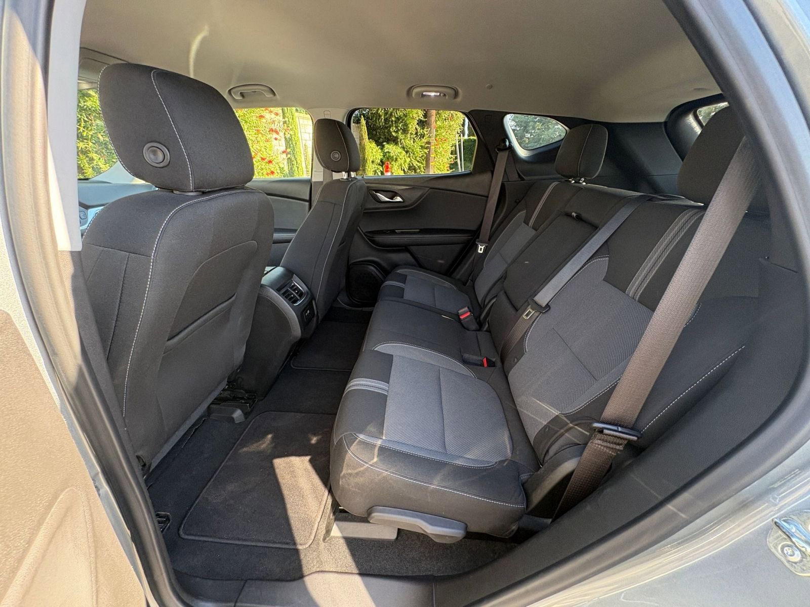 Thumbnail: 2025 Chevrolet Blazer - 28