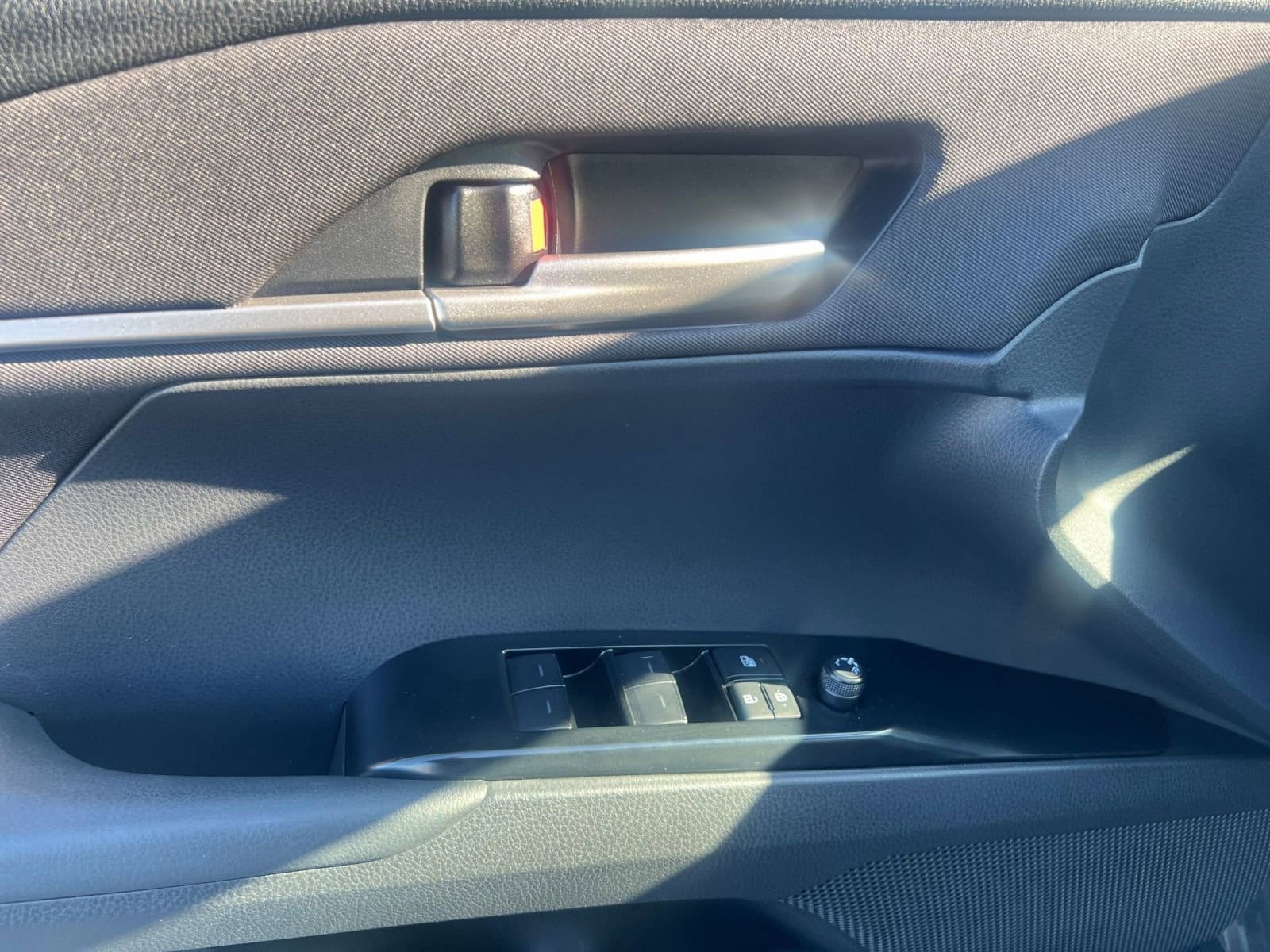 Thumbnail: 2025 Toyota Camry - 20