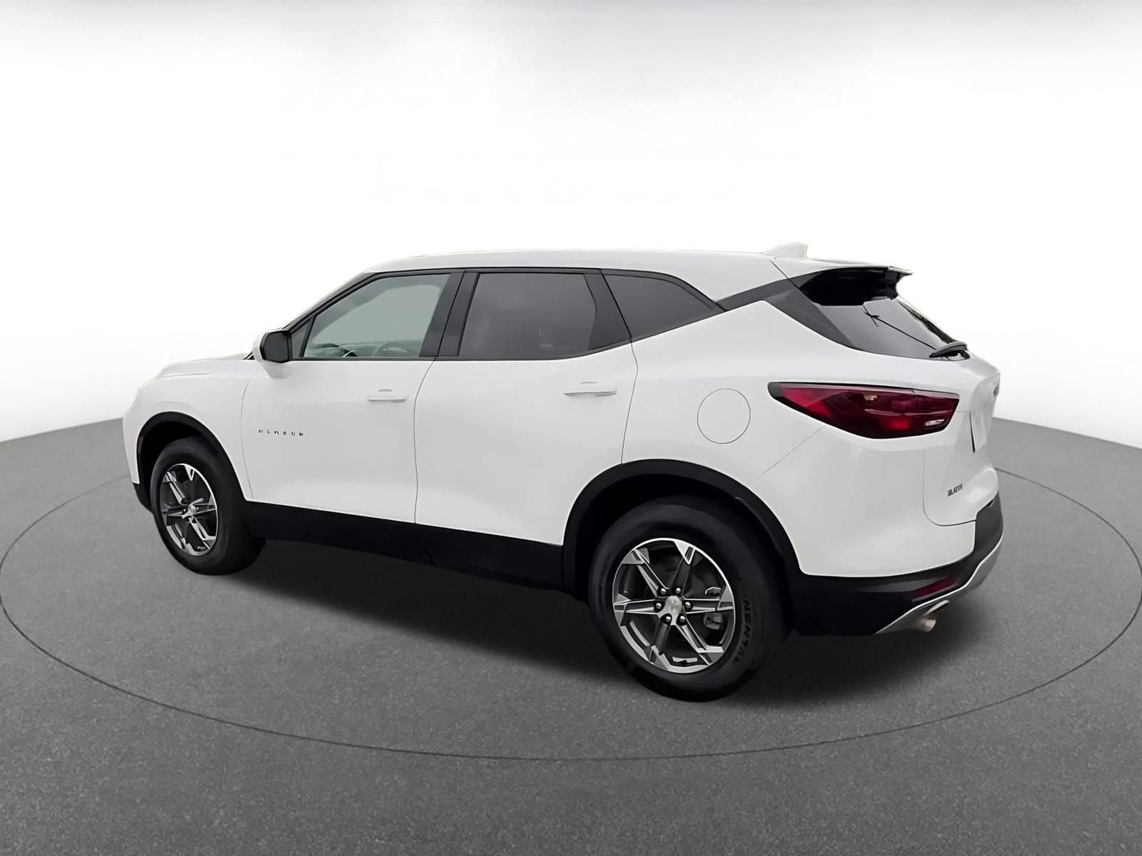 Thumbnail: 2025 Chevrolet Blazer - 10