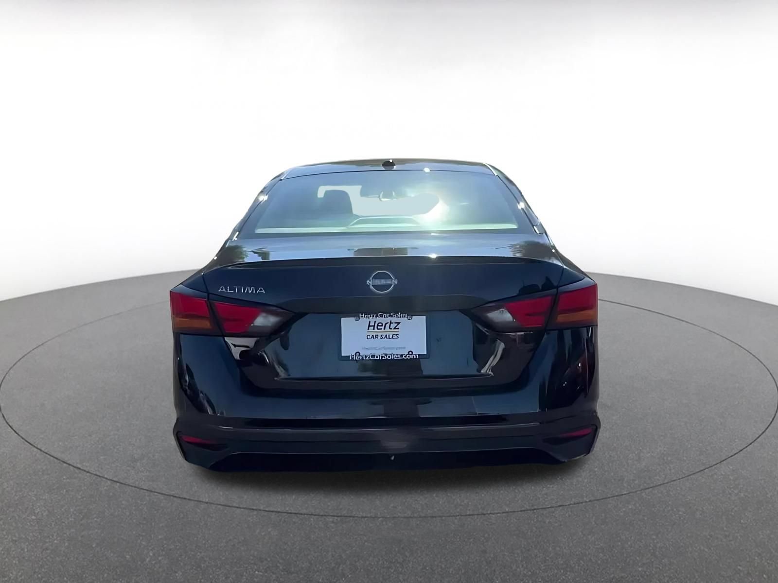 Thumbnail: 2025 Nissan Altima - 12