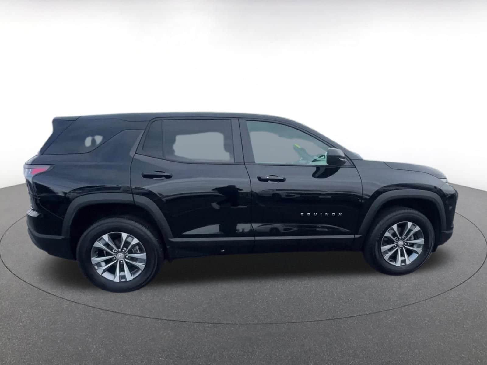 Thumbnail: 2025 Chevrolet Equinox - 16