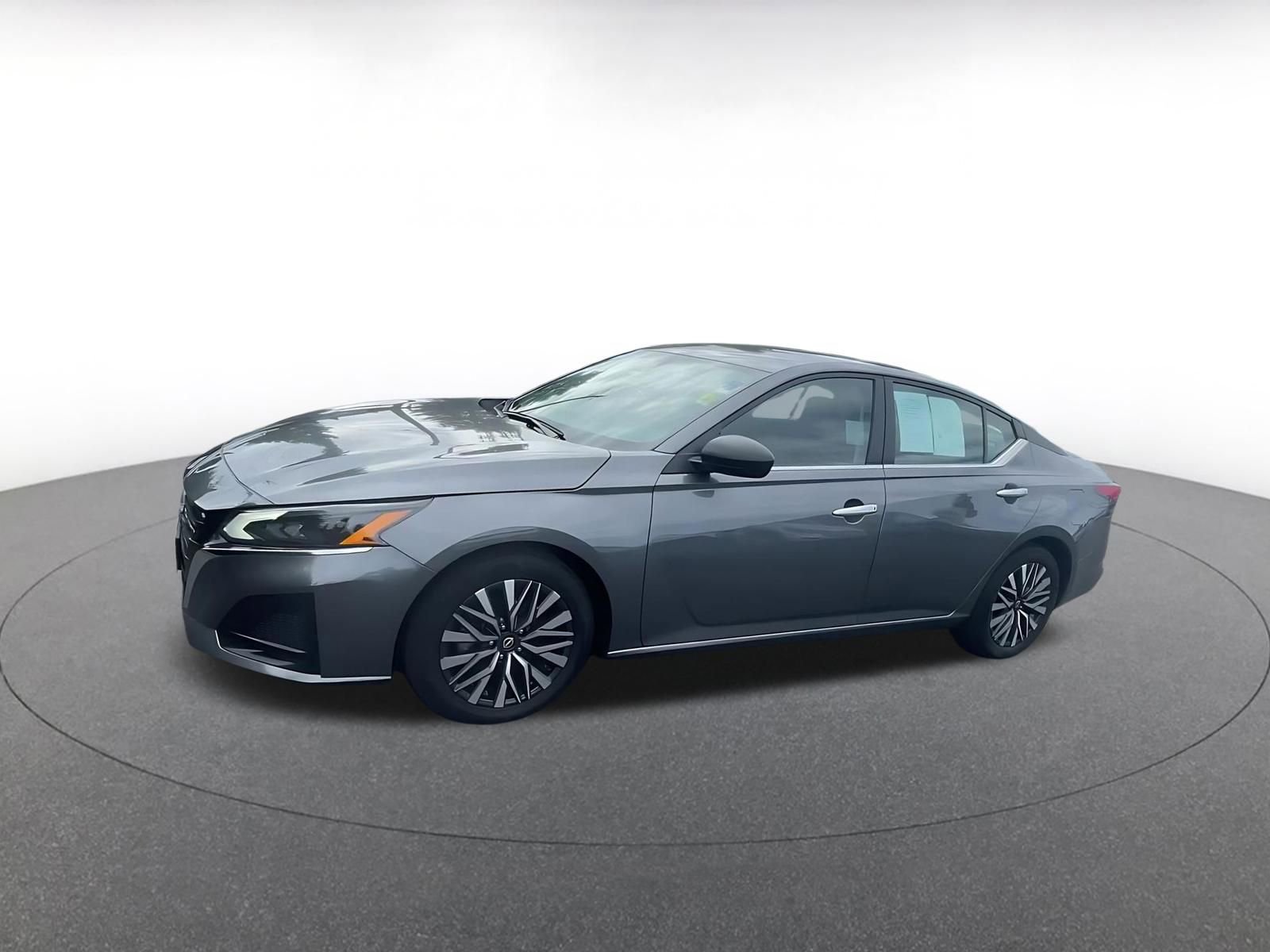 Thumbnail: 2025 Nissan Altima - 8