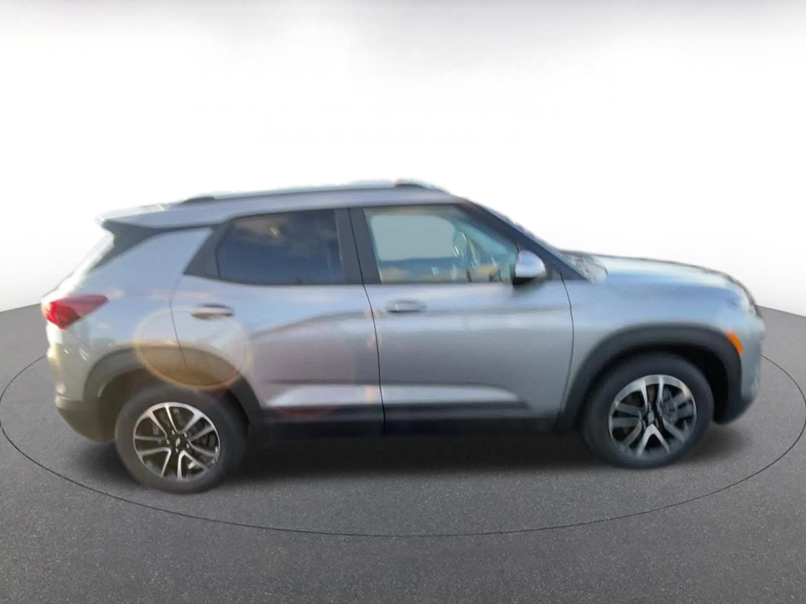 Thumbnail: 2025 Chevrolet TrailBlazer - 16