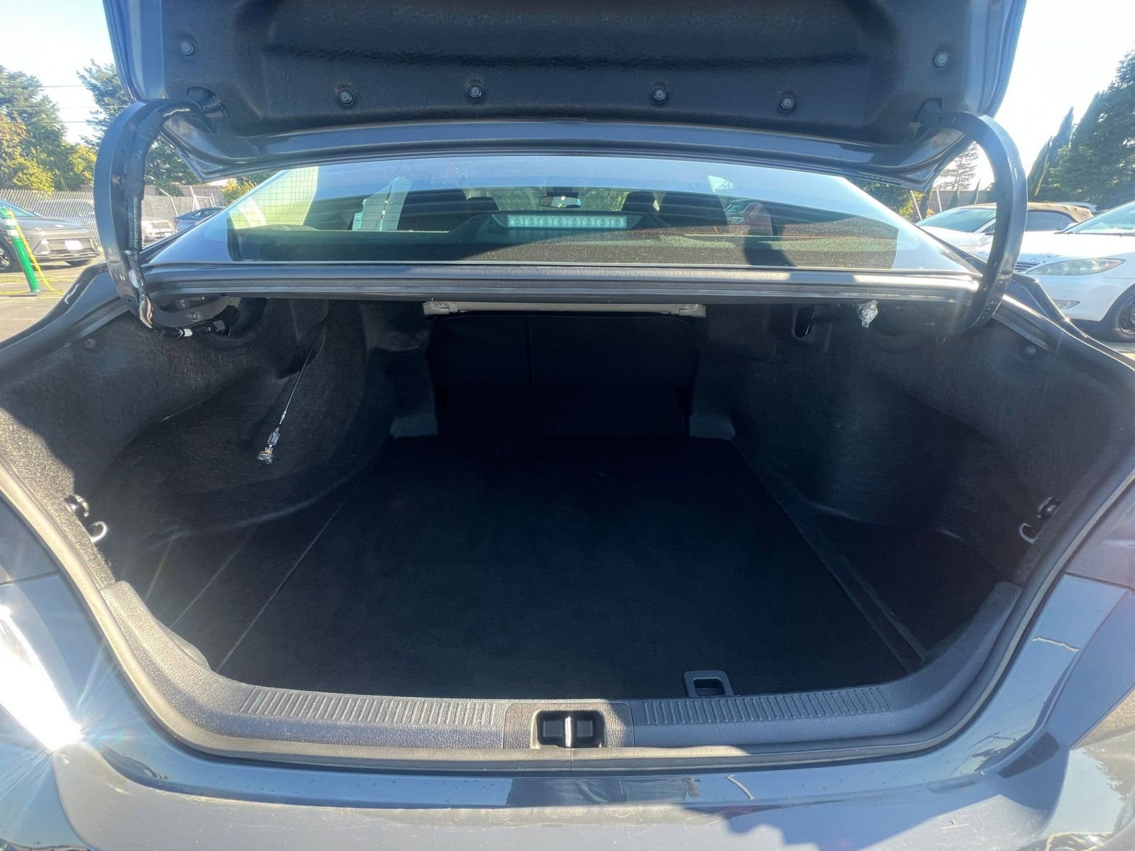 Thumbnail: 2025 Toyota Camry - 31