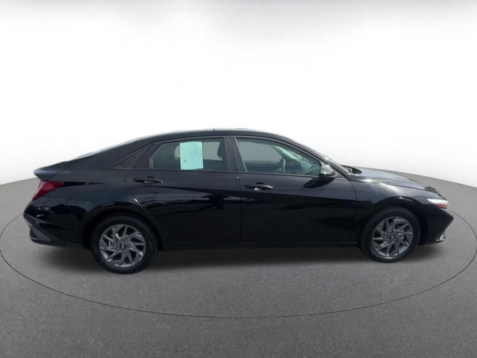 Thumbnail: 2026 Hyundai Elantra - 15