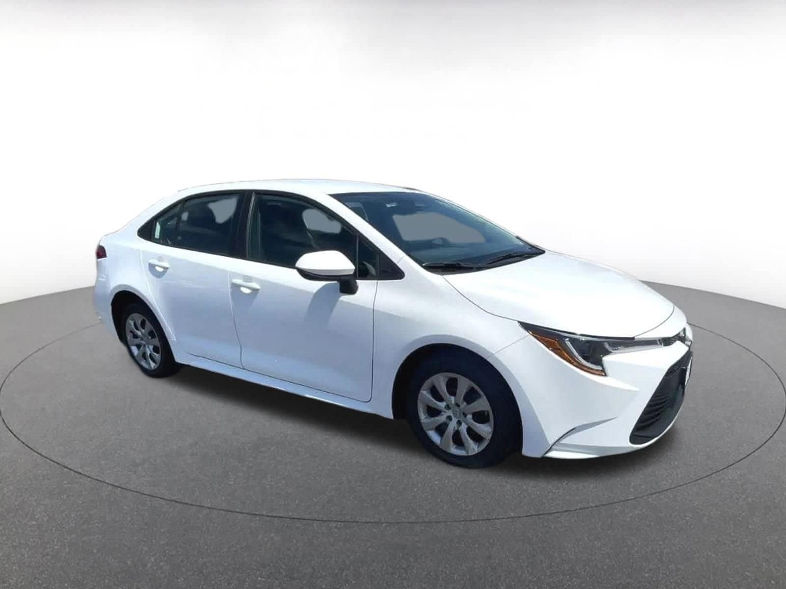 Thumbnail: 2024 Toyota Corolla - 2
