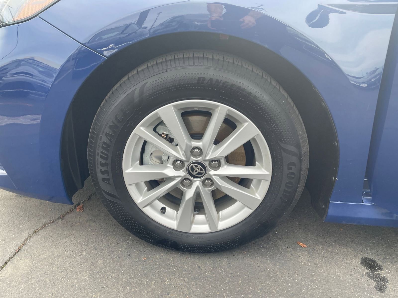 Thumbnail: 2025 Toyota Camry - 23